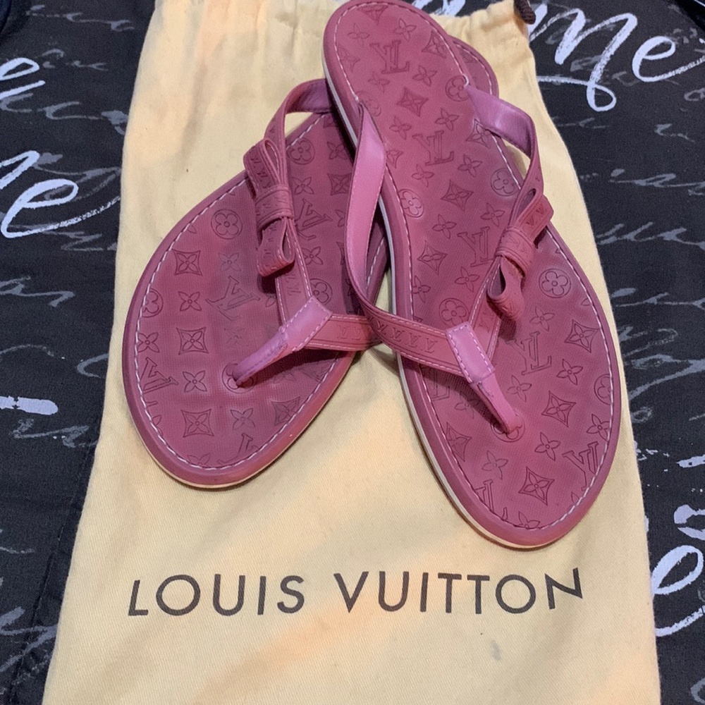Louis Vuitton Slides
